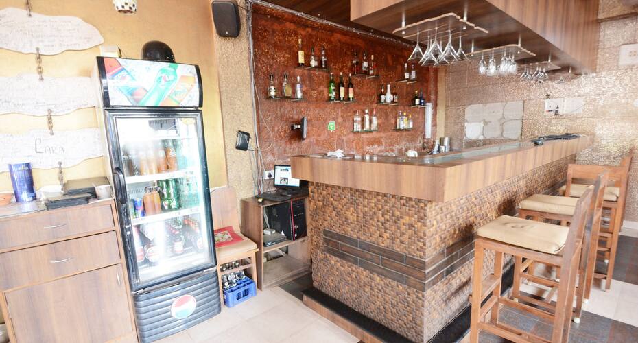 Vapor Liquor N Spice, Goa 5